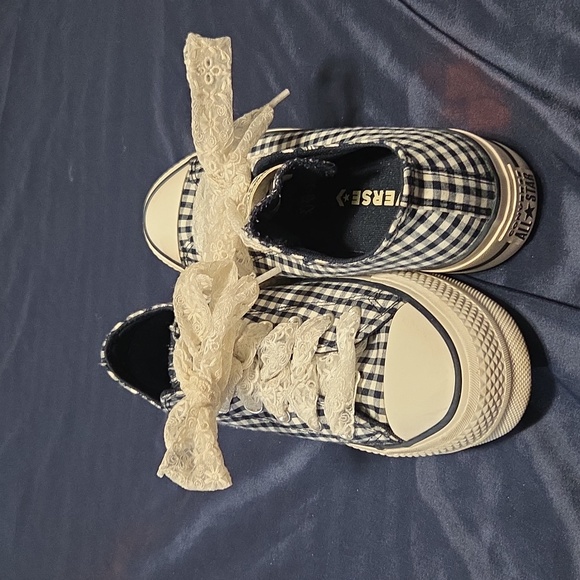 Converse Women's Navy Gingham Sneakers - Picture 4 of 12